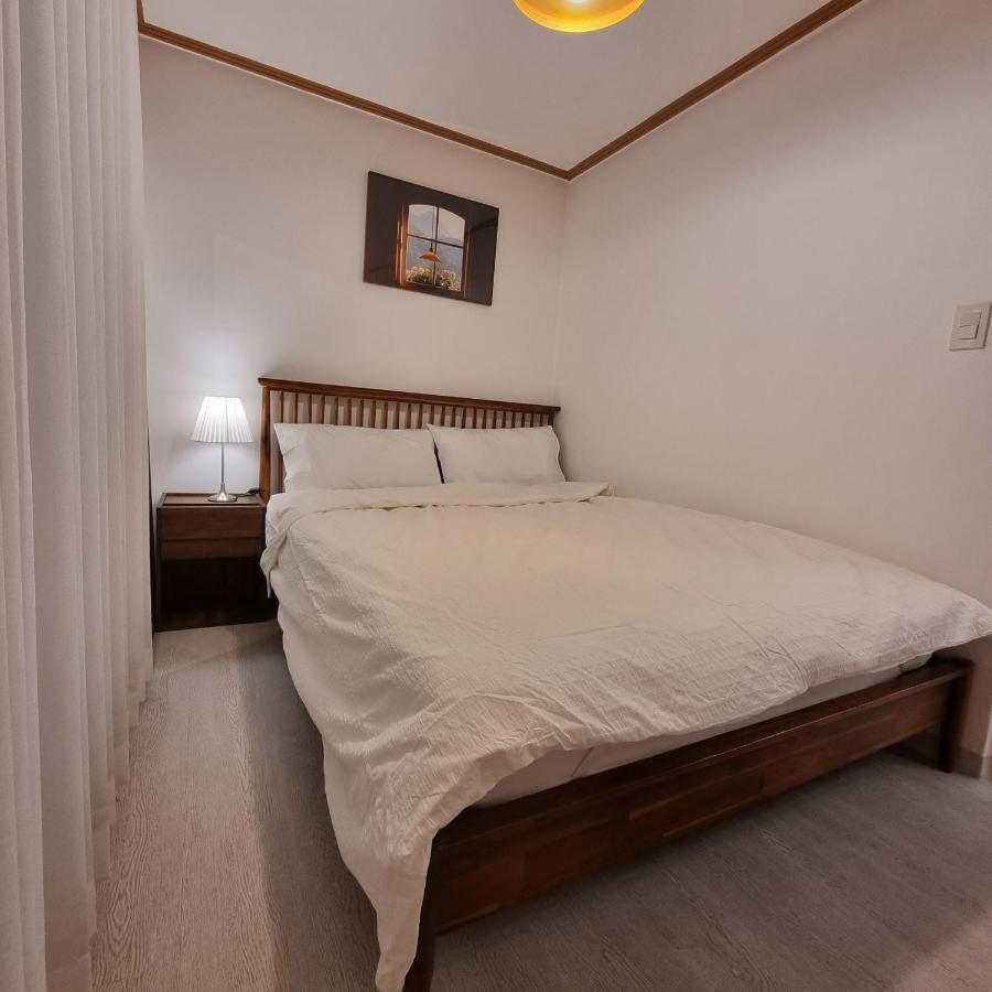 Hongik Hongdae Yeonnam Hoi-House Appartement Seoel Buitenkant foto