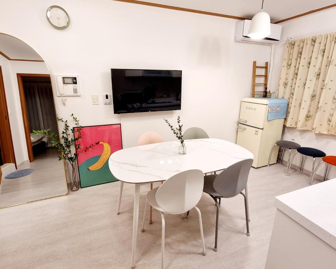 Hongik Hongdae Yeonnam Hoi-House Appartement Seoel Buitenkant foto